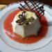 panna cotta con salsa di fragole